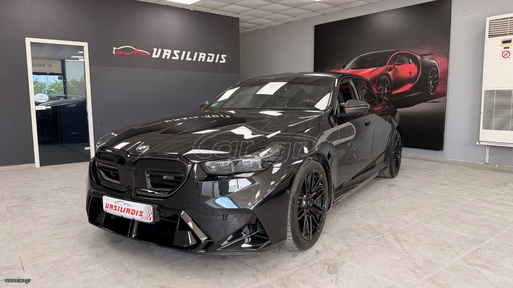 Bmw M5 2025 4.4 Hybrid  722 ps