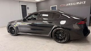 Bmw M5 2025 4.4 Hybrid  722 ps-thumb-5
