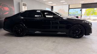 Bmw M5 2025 4.4 Hybrid  722 ps-thumb-3