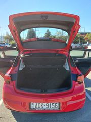 Opel Astra 2016-thumb-11