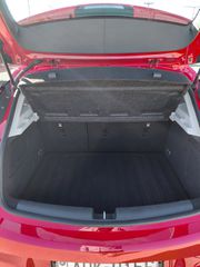 Opel Astra 2016-thumb-12