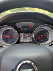 Opel Astra 2016-thumb-21