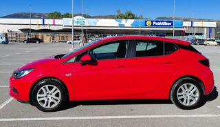 Opel Astra 2016-thumb-1
