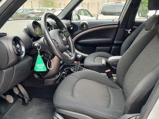Mini Cooper D Countryman 2016-thumb-14