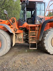 Φορτωτής Με Λάστιχα Doosan 2014 DL 420-thumb-1