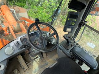 Φορτωτής Με Λάστιχα Doosan 2014 DL 420-thumb-18