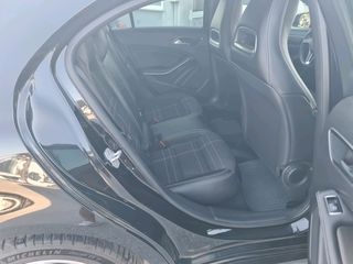 Mercedes-Benz A 180 2014-thumb-17