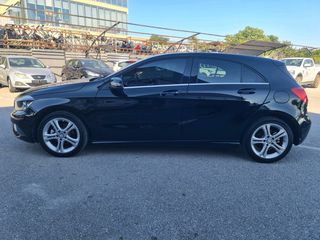 Mercedes-Benz A 180 2014-thumb-7