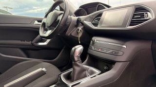 Peugeot 308 2015 1,6 blue-thumb-12