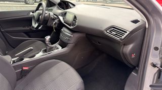 Peugeot 308 2015 1,6 blue-thumb-15
