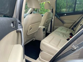 Volkswagen Tiguan 2009 ΕΛΛΗΝΙΚΟ / ΠΡΩΤΟ ΧΕΡΙ / ΗΛΙΟΡΟΦΗ / ΔΕΡΜΑ/4Χ4 / ΒΙΒΛΙΟ ΣΕΡΒΙΣ-thumb-10
