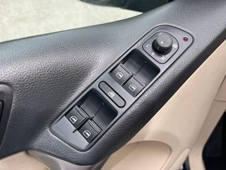 Volkswagen Tiguan 2009 ΕΛΛΗΝΙΚΟ / ΠΡΩΤΟ ΧΕΡΙ / ΗΛΙΟΡΟΦΗ / ΔΕΡΜΑ/4Χ4 / ΒΙΒΛΙΟ ΣΕΡΒΙΣ-thumb-15