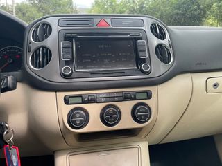 Volkswagen Tiguan 2009 ΕΛΛΗΝΙΚΟ / ΠΡΩΤΟ ΧΕΡΙ / ΗΛΙΟΡΟΦΗ / ΔΕΡΜΑ/4Χ4 / ΒΙΒΛΙΟ ΣΕΡΒΙΣ-thumb-22