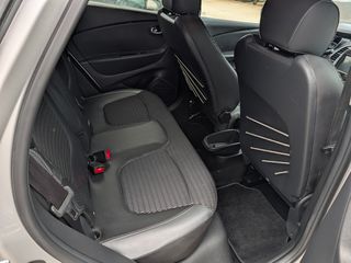Renault Captur 2017 FULL EXTRA AUTOMATIC NAVI CAMERA GRIP CONTROL-thumb-11