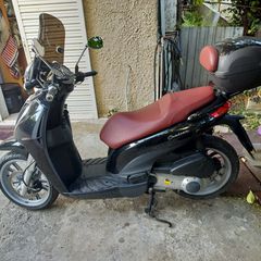 Piaggio Carnaby 300 Cruiser 2014-thumb-2