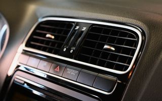 Volkswagen Polo 2011 GTI DSG-thumb-23