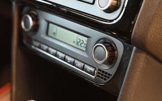 Volkswagen Polo 2011 GTI DSG-thumb-25