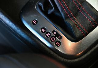 Volkswagen Polo 2011 GTI DSG-thumb-27