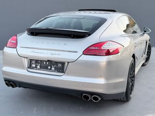 Porsche Panamera 2014 S E-HYBRID-thumb-6