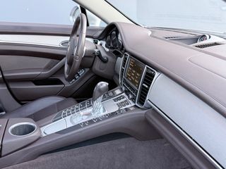 Porsche Panamera 2014 S E-HYBRID-thumb-14