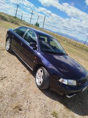 Audi A4 1996-thumb-2