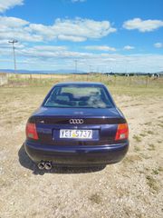 Audi A4 1996-thumb-8