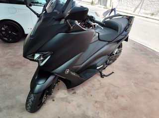 Yamaha TMAX 560 2021-thumb-4