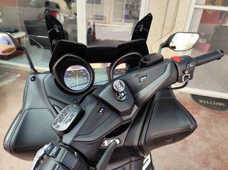 Yamaha TMAX 560 2021-thumb-29