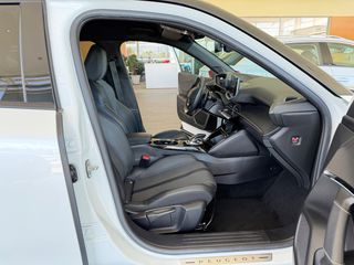 Peugeot 2008 2021 GT-LINE 1.200cc 130ps PureTech S&S AUTO!-thumb-40