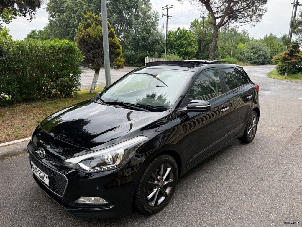 Hyundai i 20 2016 1.1 CRDI STYLE Panorama