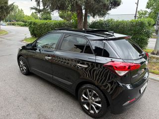 Hyundai i 20 2016 1.1 CRDI STYLE Panorama-thumb-4