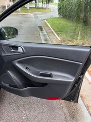 Hyundai i 20 2016 1.1 CRDI STYLE Panorama-thumb-37