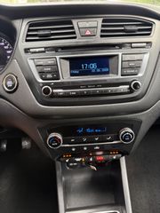 Hyundai i 20 2016 1.1 CRDI STYLE Panorama-thumb-41