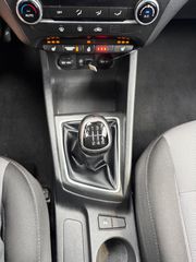 Hyundai i 20 2016 1.1 CRDI STYLE Panorama-thumb-44