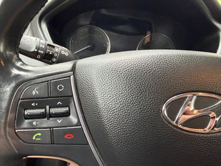 Hyundai i 20 2016 1.1 CRDI STYLE Panorama-thumb-47