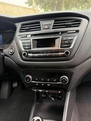 Hyundai i 20 2016 1.1 CRDI STYLE Panorama-thumb-35