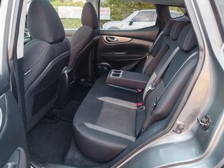 Nissan Qashqai 2018 1.6 dCi N-Connecta     --4x4---thumb-28