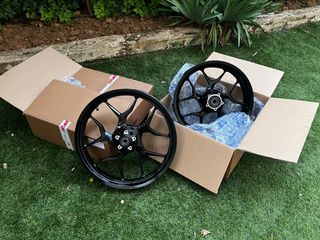 DUCATI OEM front and rear forged aluminium wheels part numbers 50122921BA & 50222572AA NEW