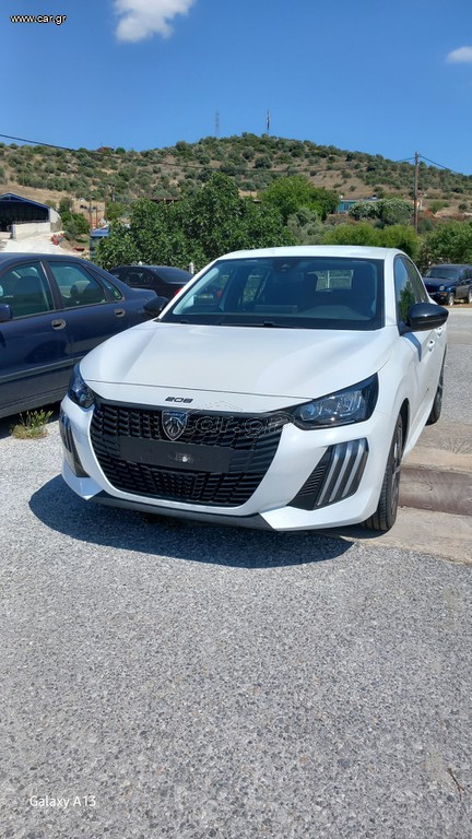 Peugeot 208 2025 STYLE  Hybrid 100 e–DCS6