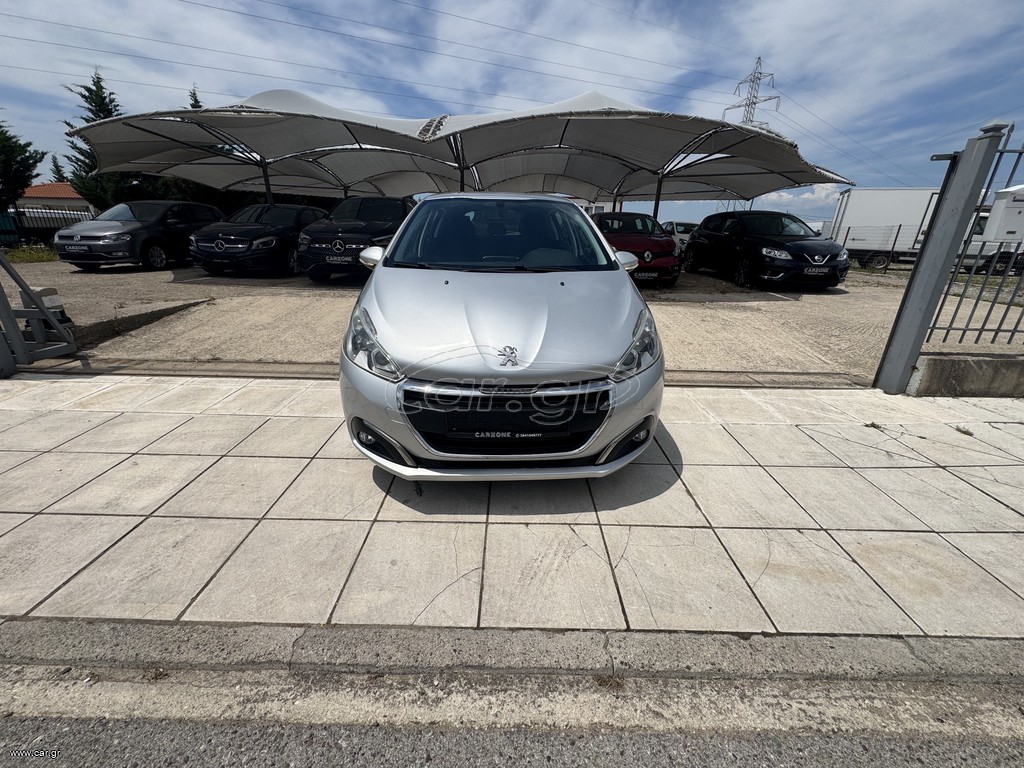 Peugeot 208 2015