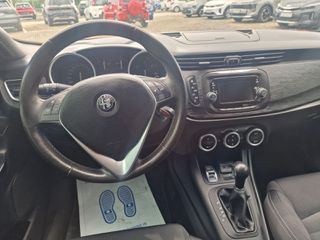 Alfa Romeo Giulietta 2016 1.6 DISTICTIVE DCT 120PS-thumb-9