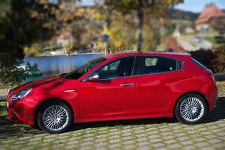 Alfa Romeo Giulietta 2011 DISTINCTIVE 1400 TURBO !