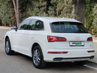 Audi Q5 2020 50e TFSi Quatrro S-tronic 299hp Plug-in-thumb-5