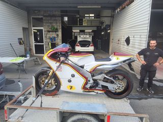 Suzuki RGV 2011