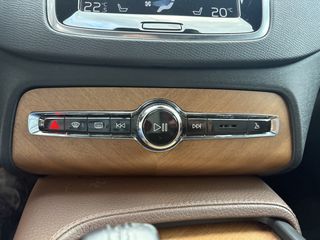 Volvo XC 90 2023 T8-thumb-77