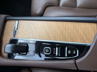 Volvo XC 90 2023 T8-thumb-79