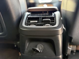 Volvo XC 90 2023 T8-thumb-35