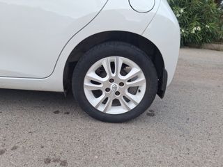 Toyota 2016 ΤΕΛΗ 85€-thumb-5