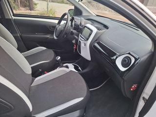 Toyota 2016 ΤΕΛΗ 85€-thumb-17