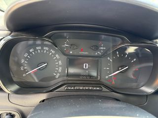 Citroen C3 2018 S-thumb-6